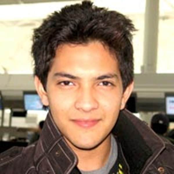 Aditya Narayan-hover