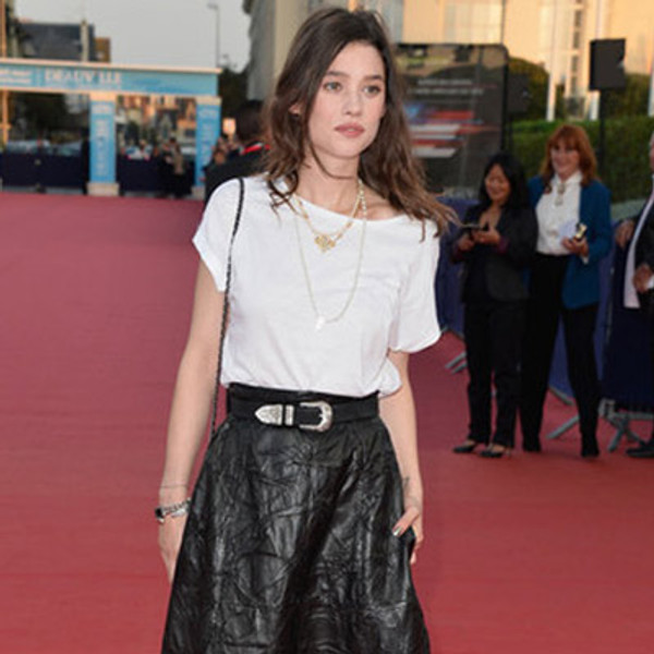 Astrid Berges-Frisbey-hover
