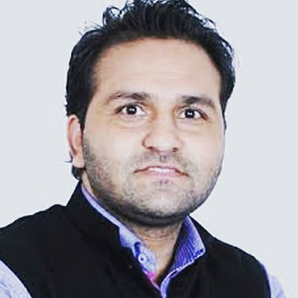 Pawan Pandit-hover