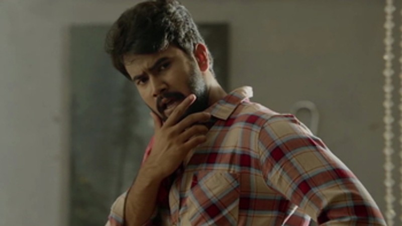 College Kumar Lyric Video