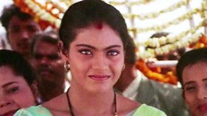 Zara Aankhon Mein
