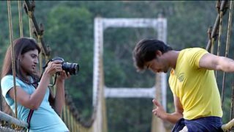 Eradondla Mooru - Trailer