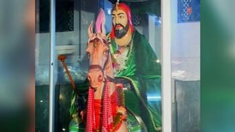 Lal Sohne Denda