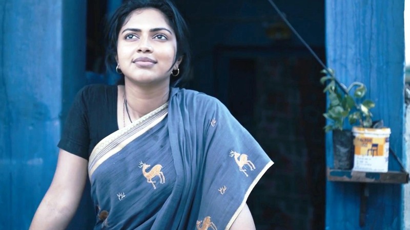 Kadavul Padaippil