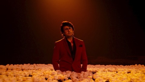 Kaisi Baatein Karte Ho From "Modern Love (Mumbai)"