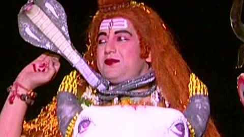 Aaye Hain Barati Dekho Chhat Chhat Ke